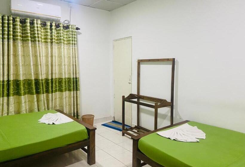 Трехместный Номер Deluxe, The Lake Round Guest House