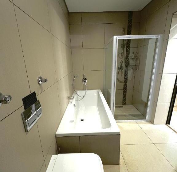 Президентский Люкс, Qurtuba Hotel And Spa