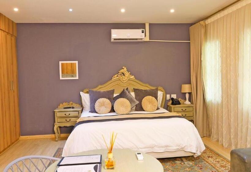 Люкс Deluxe Кровать Кинг, Qurtuba Hotel And Spa