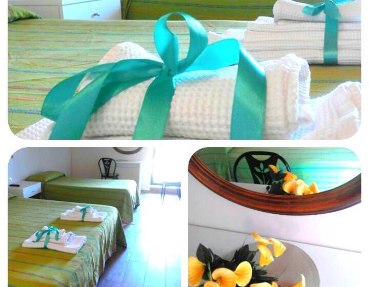 Standard Triple Room with Terrace, Da Rosa
