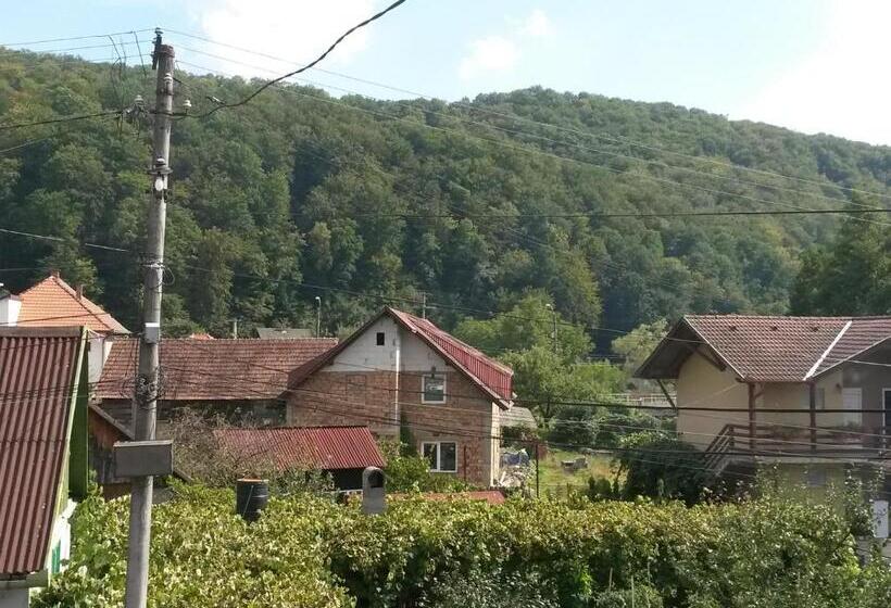 스탠다드 트리플 발코니 룸, Pensiunea Lőrincz  Panzió