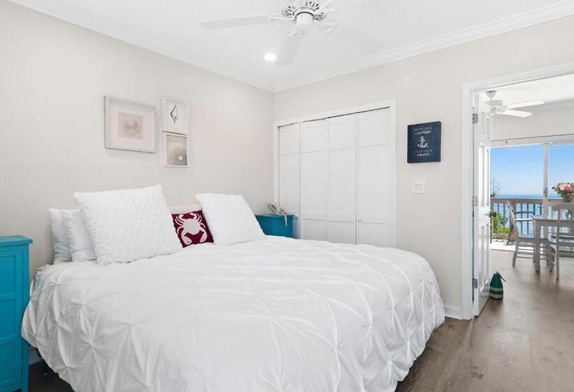 Люкс Вид на Море, Wavecrest Resort