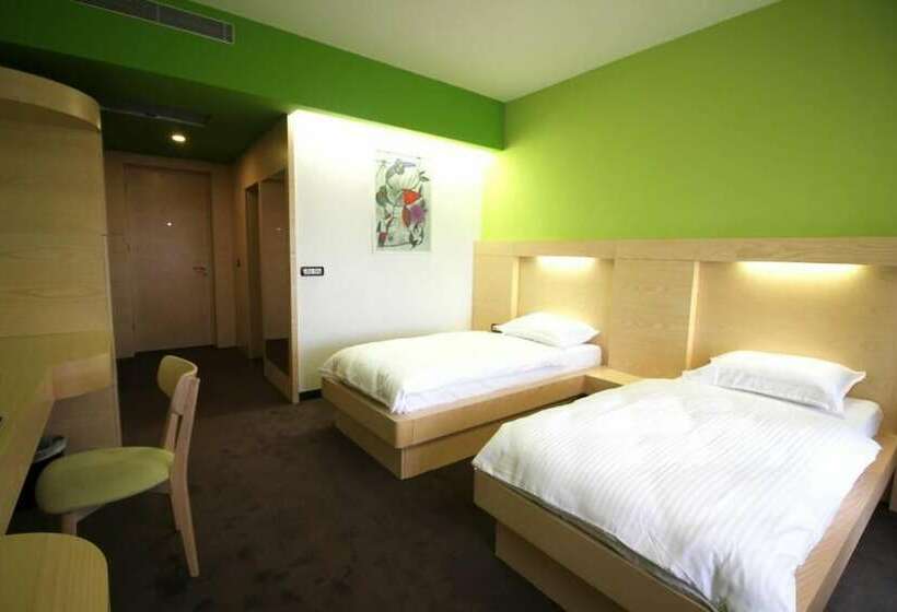اتاق استاندارد, International Prishtina & Spa