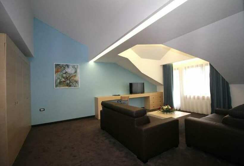سوئیت پریمیوم, International Prishtina & Spa