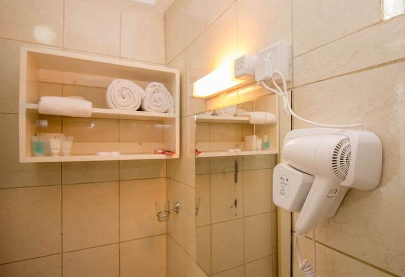 1 Bedroom House, Magharibi Garden