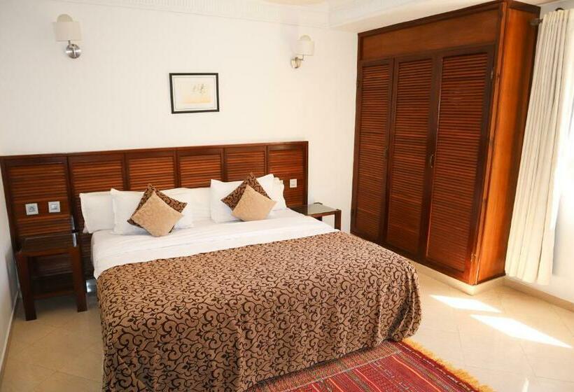 Полулюкс, Boutique Hôtel Albaraka