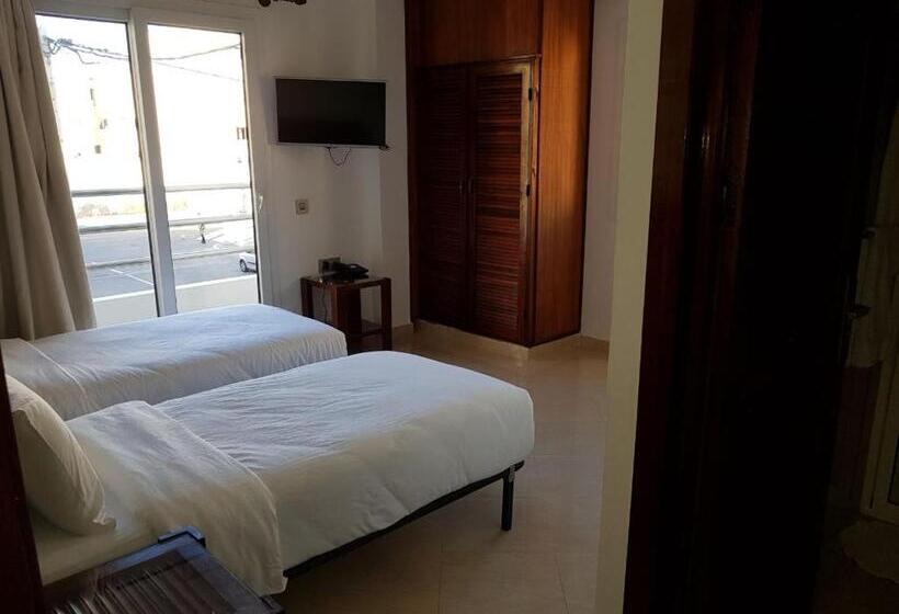 Номер Стандарт Трехместный, Boutique Hôtel Albaraka