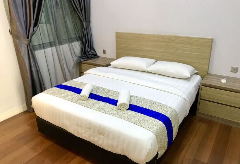 Апартаменты 3 Спальни Вид на Море, Sunset Seaview Vacation Condos City Centre @ Imago Shopping Mall