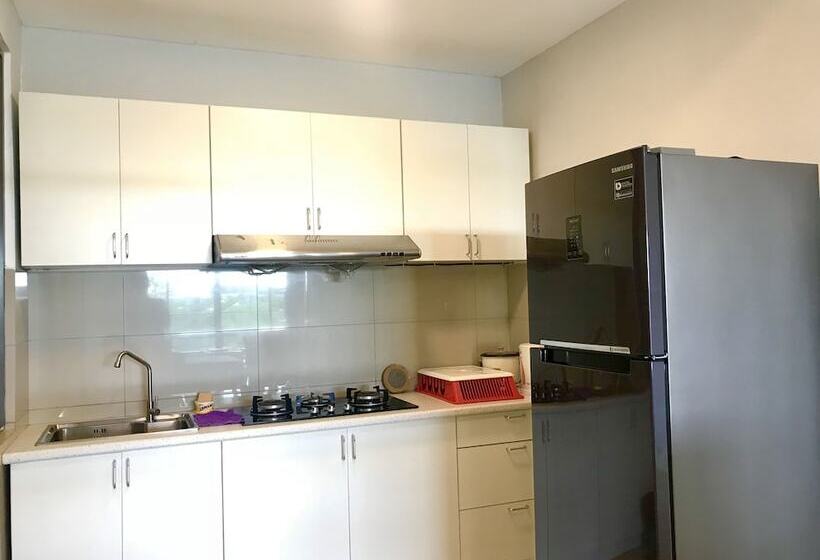 Апартаменты Premium 3 Спальни, Sunset Seaview Vacation Condos City Centre @ Imago Shopping Mall