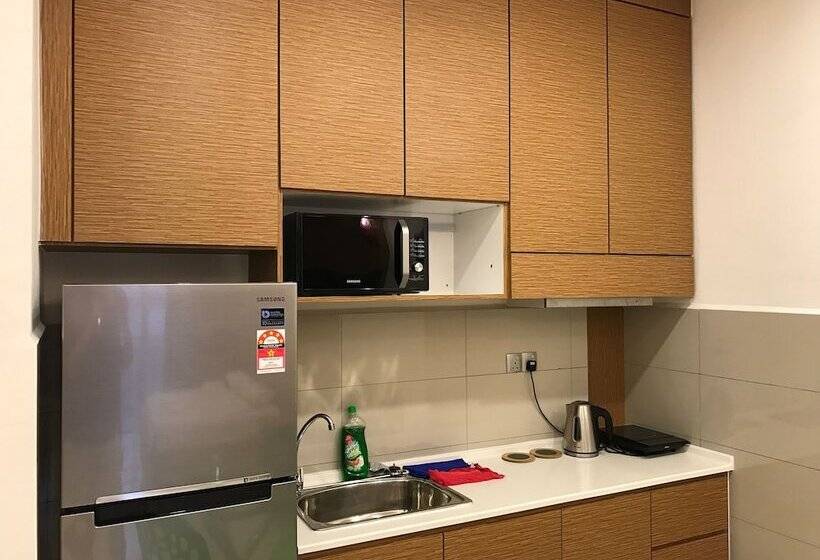 Студия Deluxe, Sunset Seaview Vacation Condos City Centre @ Imago Shopping Mall