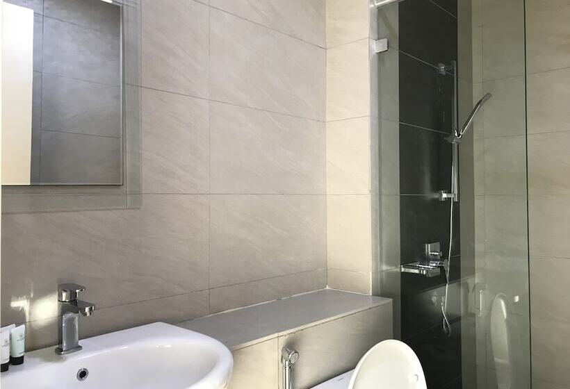 Апартаменты 3 Спальни Вид на Море, Sunset Seaview Vacation Condos City Centre @ Imago Shopping Mall