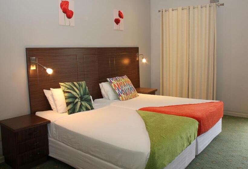 Семейный Номер, The Itumeleng Guest House