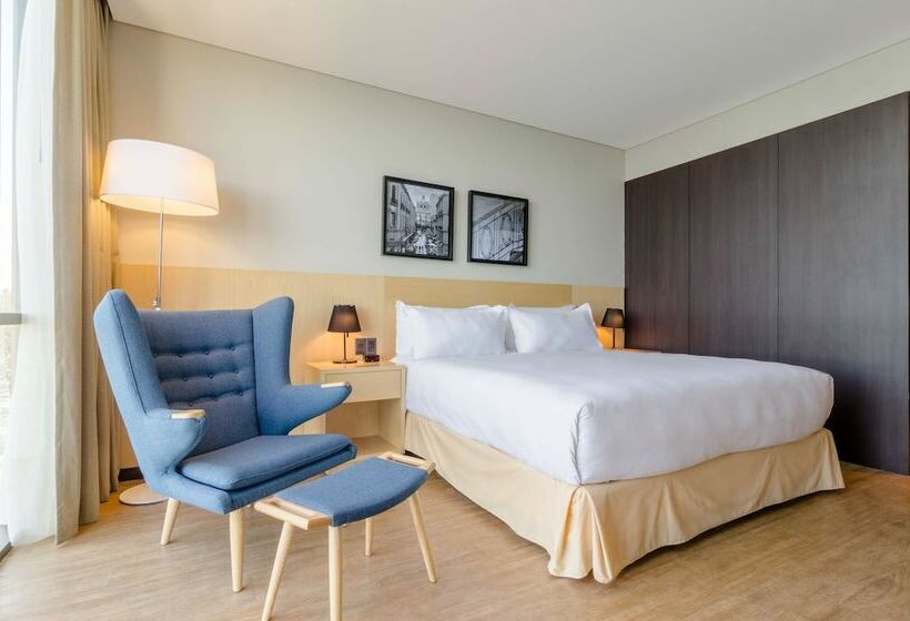 Номер Стандарт Двуспальная Кровать, Hampton By Hilton Montevideo Carrasco