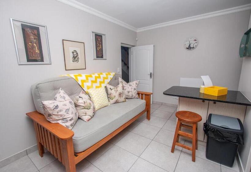 스위트, Van Den Berg S Guesthouse