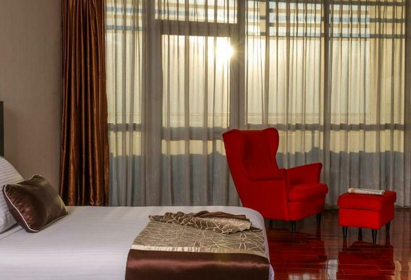 اتاق استاندارد یک تخته با بالکن, Grand Eliana Hotel Conference & Spa