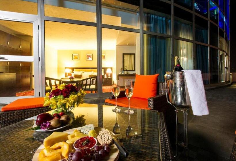 سوییت اجرایی, Grand Eliana Hotel Conference & Spa