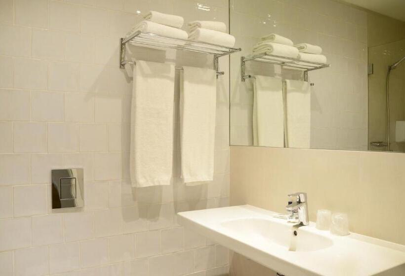 سوییت جونیور, Spot Family Suites