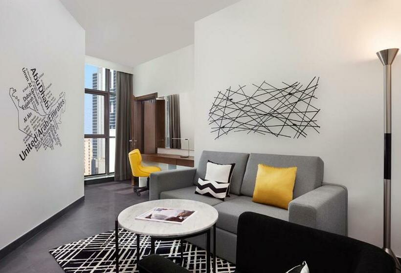 Люкс, Tryp By Wyndham Dubai