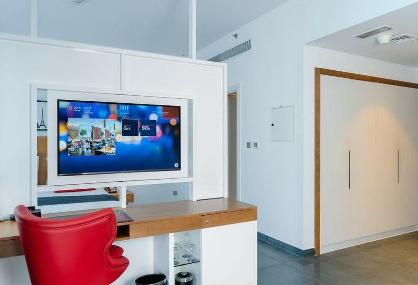 Люкс Премиум, Tryp By Wyndham Dubai