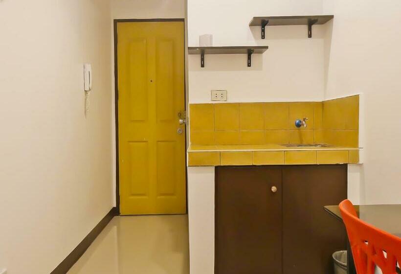 Номер Стандарт, Zen Rooms Makati City Hall