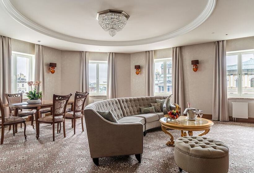סוויטת פרמיום, Lotte Hotel St.petersburg