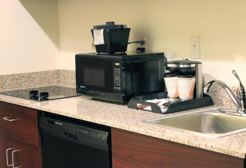 스위트 킹사이즈 침대, Cobblestone Inn & Suites   Lamoni