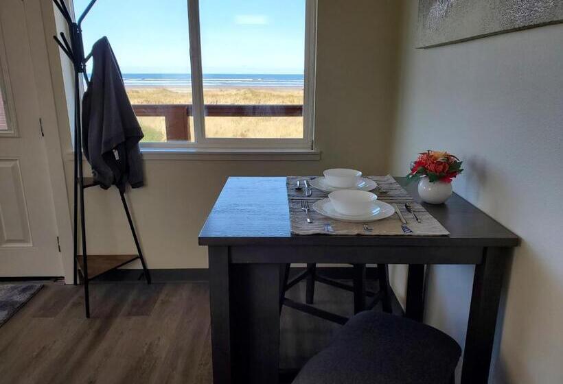 Люкс, Moonstone Beach Motel