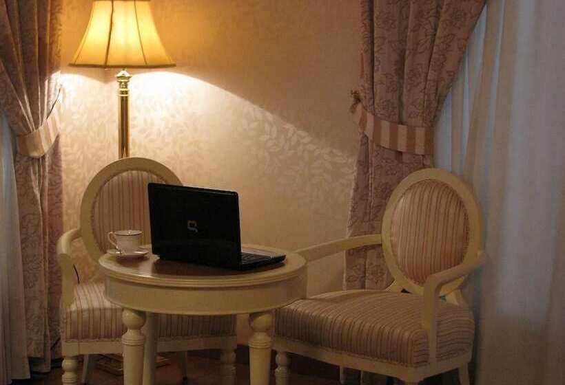 Habitación Estándar, Bossh Alicia
