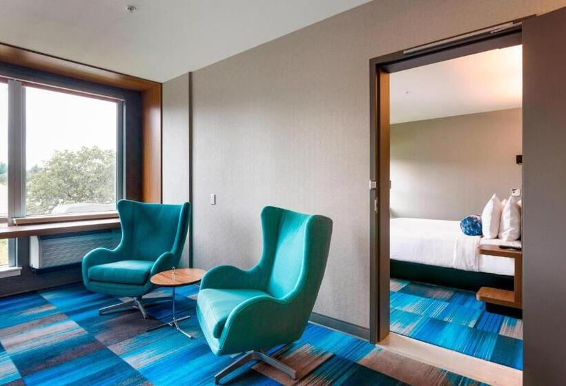 Номер Стандарт, Aloft Seattle Redmond