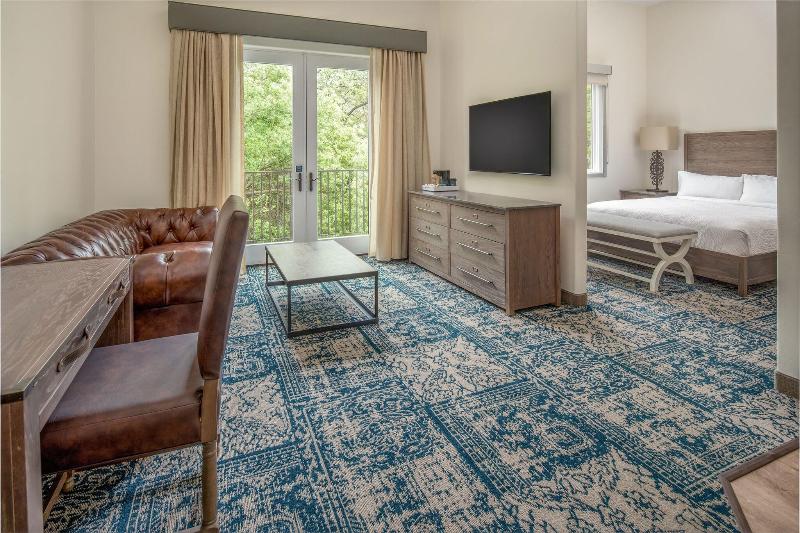 스위트 킹사이즈 침대, Four Points By Sheraton Santa Cruz Scotts Valley