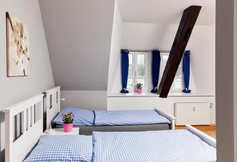 Номер Стандарт, Bett4you Pinneberg  Prisdorf