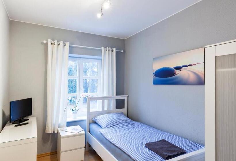 Номер Economy Индивидуальный, Bett4you Pinneberg  Prisdorf