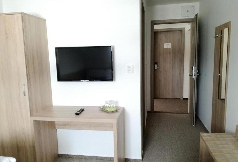 اتاق استاندارد, Club Apartments