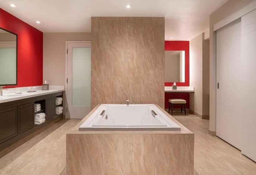 小型套房, Horseshoe Las Vegas By Suiteness
