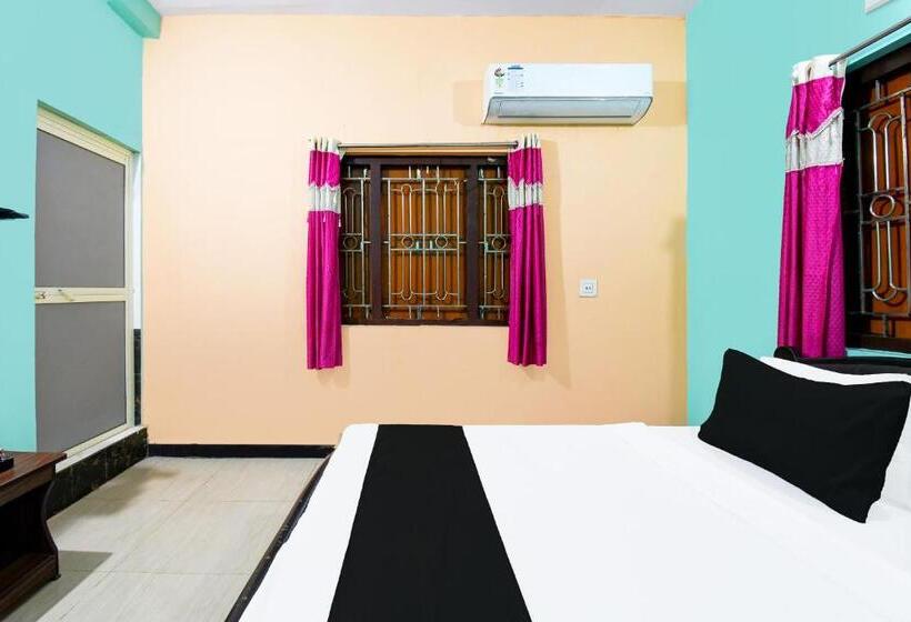 트리플 클래식 룸, Oyo Stay In Guest House