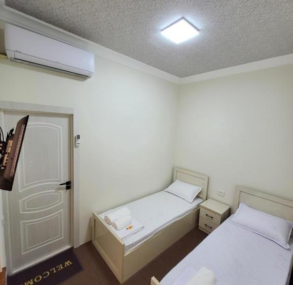 标准间, Farxod Guest House