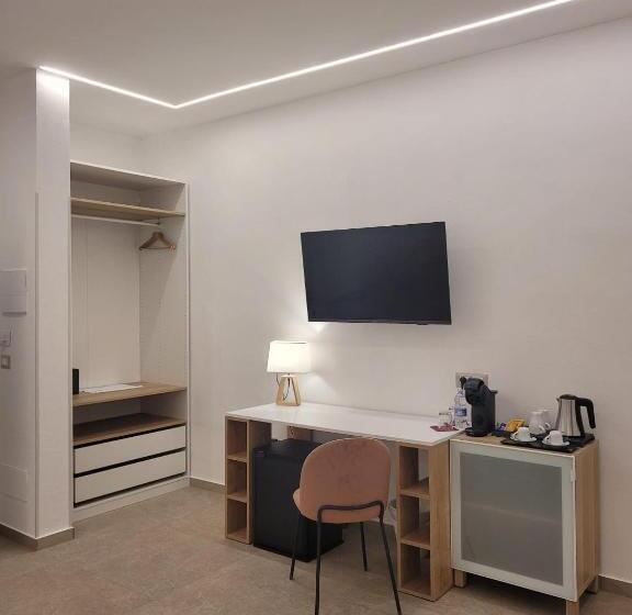 اتاق سوپریور با تخت بزرگ, Trinacria Luxury B&b