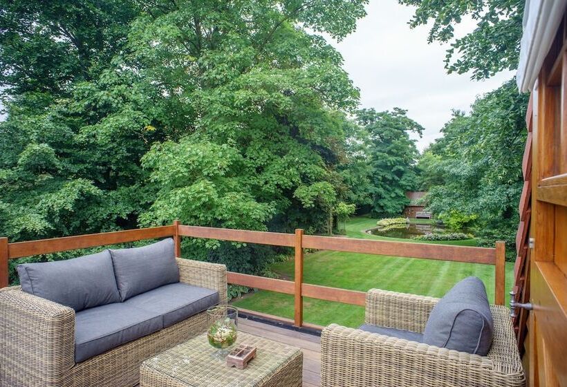 Номер Deluxe Вид на Сад, Villa Magdalena Eeklo