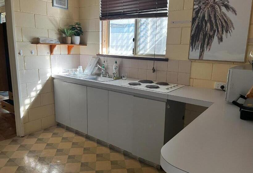 Апартаменты 1 Спальня, Esperance Travellers Inn