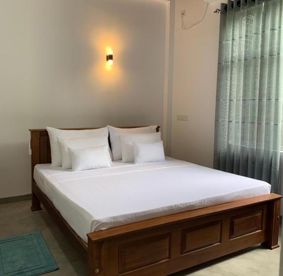 اتاق لوکس, Chern Matara Guest House