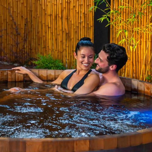 Suite with lake view, Japanese Mountain Retreat Mineral Springs & Spa