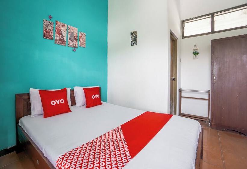 Номер Deluxe, Oyo 94172 Mata Air Guest House Madiun