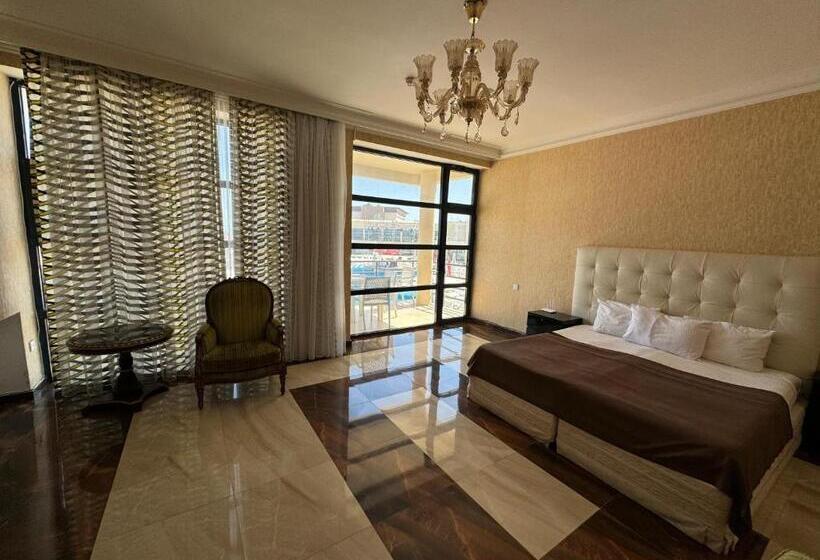 Апартаменты Deluxe 2 Спальни, Khazar Golden Beach Sham Baku