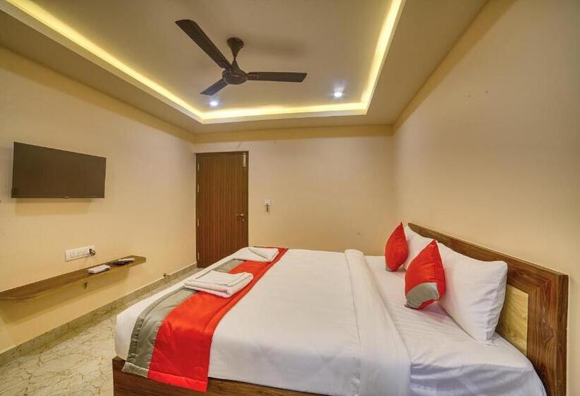 标准间, Stay On The Way Near Bangalore Airport