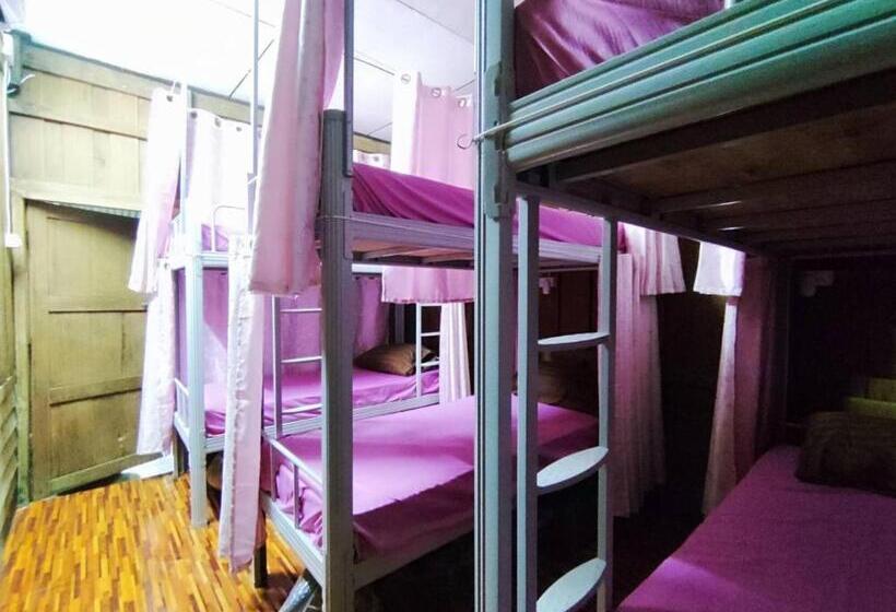 تختخواب در اتاق مشترک, Hug Pai Boutique Hostel