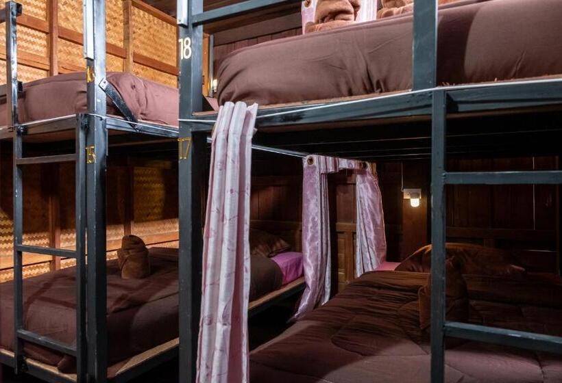 اتاق استاندارد چهار تخته, Hug Pai Boutique Hostel