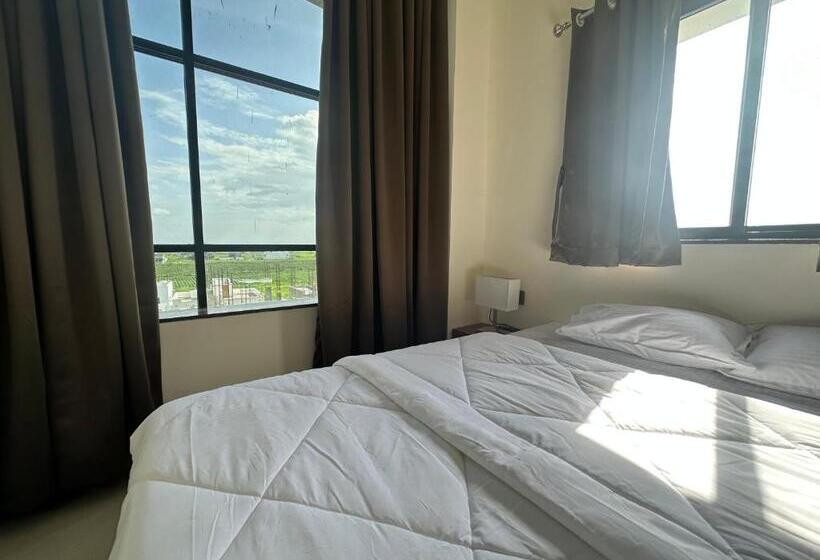 Люкс, Leo Deluxe & Suite Room