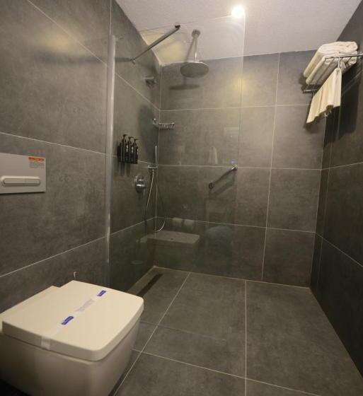 اتاق استاندارد یک نفره, Wyndham Garden Cambasi