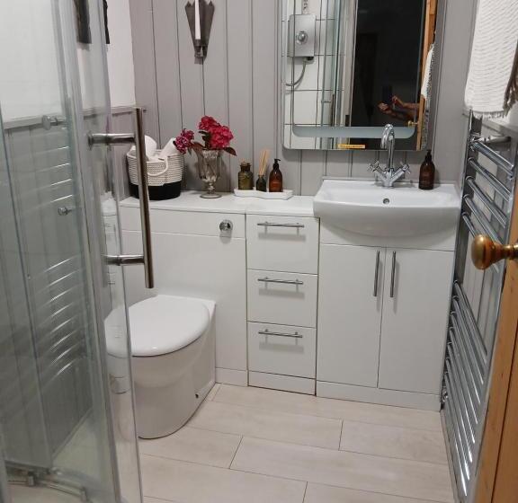 Номер Стандарт, Gospatric House