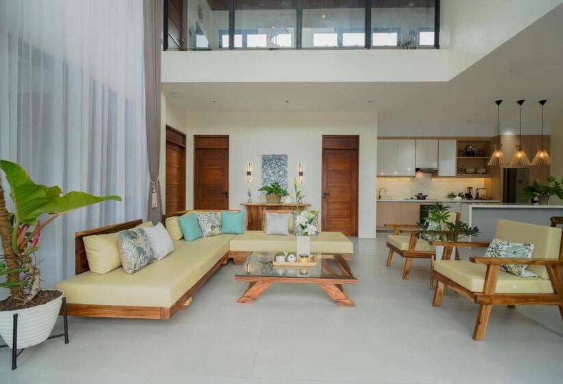 Люкс Повышенной Комфортности, Damienerose Garden Villa